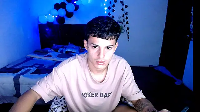 Snapshot of freddy_romas chatting on November 2025 02:02:02 AM freddy romas online show from November 2025 02:02:02 AM