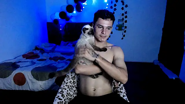 Snapshot of freddy_romas chatting on December 2025 04:34:02 PM freddy romas online show from December 2025 04:34:02 PM