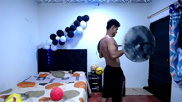 freddy romas online show from December 2025 03:23:01 AM