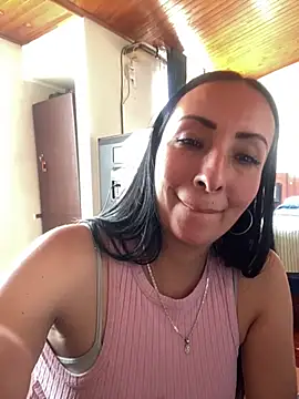 yaralyminjo2 online show from January 2025 09:22:01 PM