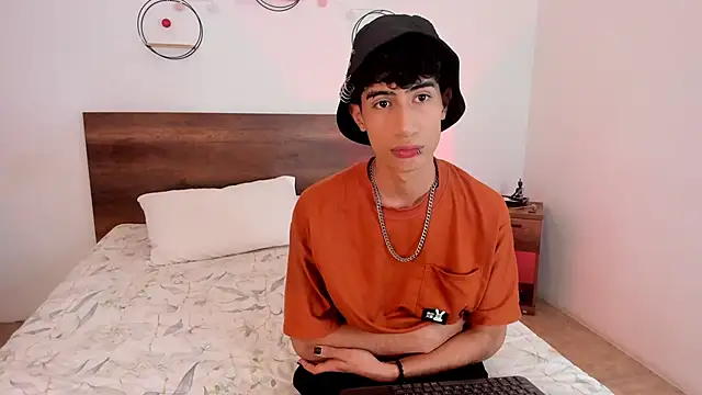 Snapshot of novaybrian chatting on December 2024 04:37:02 AM novaybrian online show from December 2024 04:37:02 AM