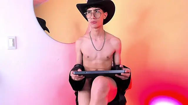 Snapshot of novaybrian chatting on January 2025 10:45:01 AM novaybrian online show from January 2025 10:45:01 AM