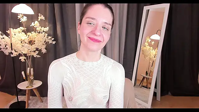 Snapshot of helentasty chatting on February 2025 06:20:02 AM helentasty online show from February 2025 06:20:02 AM