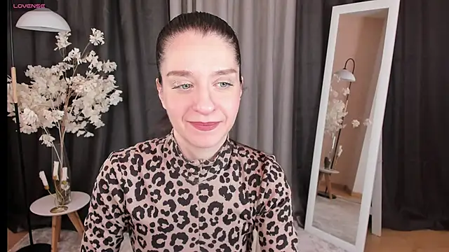 Snapshot of helentasty chatting on March 2025 02:05:01 AM helentasty online show from March 2025 02:05:01 AM