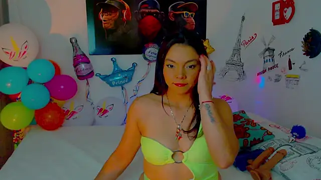 Snapshot of amii777 chatting on January 2025 04:48:02 PM amii777 online show from January 2025 04:48:02 PM