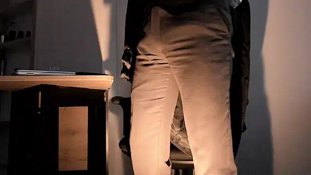 Snapshot of pablo-rincon95 chatting on January 2025 09:46:02 PM pablo-rincon95 online show from January 2025 09:46:02 PM