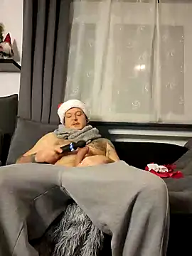 Snapshot of JanyXclusive chatting on December 2024 03:24:01 AM JanyXclusive online show from December 2024 03:24:01 AM