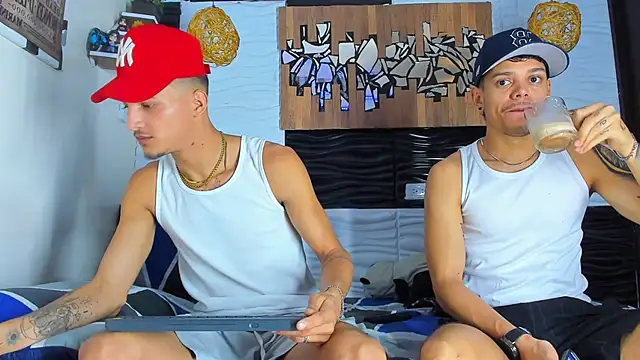 Friendsofeverything  online show from November 2025 02:52:02 PM