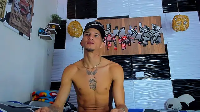 Friendsofeverything  online show from November 2025 03:27:02 PM