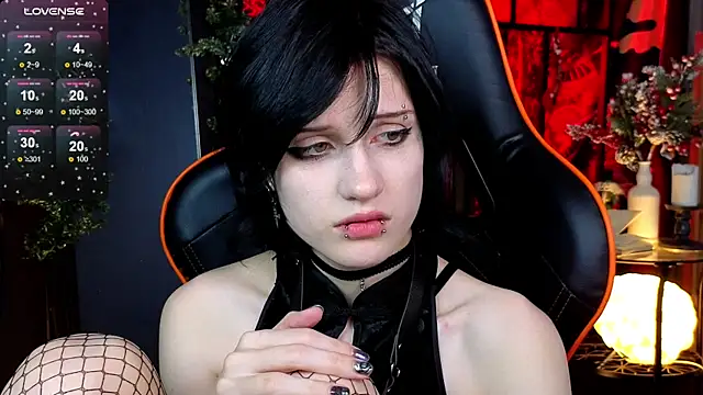 dark vamp  online show from December 2024 04:19:02 AM