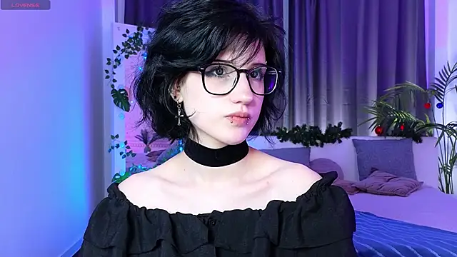 dark vamp  online show from December 2024 09:25:02 PM