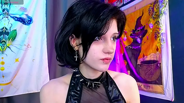 dark vamp  online show from December 2024 08:58:01 PM