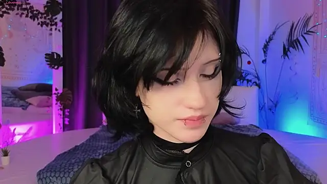 dark vamp  online show from January 2025 02:02:02 PM