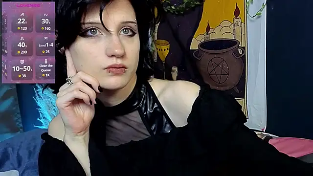 dark vamp  online show from January 2025 03:43:01 PM