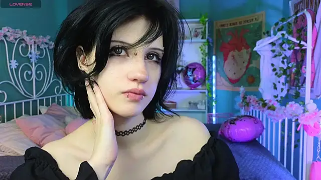 dark vamp  online show from February 2025 11:43:02 PM