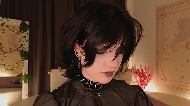 dark vamp  online show from February 2025 09:54:01 PM