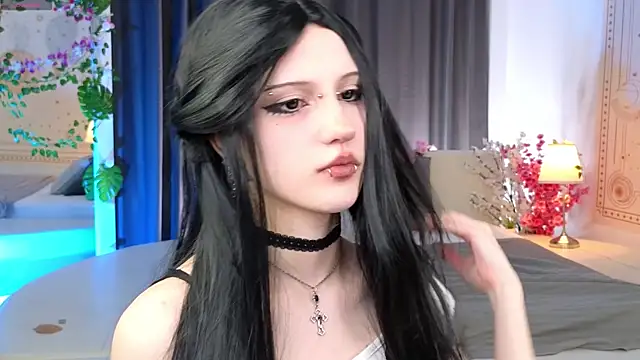 dark vamp  online show from March 2025 01:17:01 PM