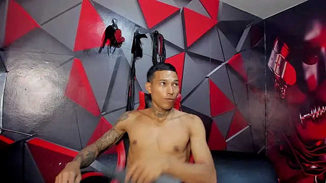 Hana and Zeta online show from September 2025 12:08:02 PM