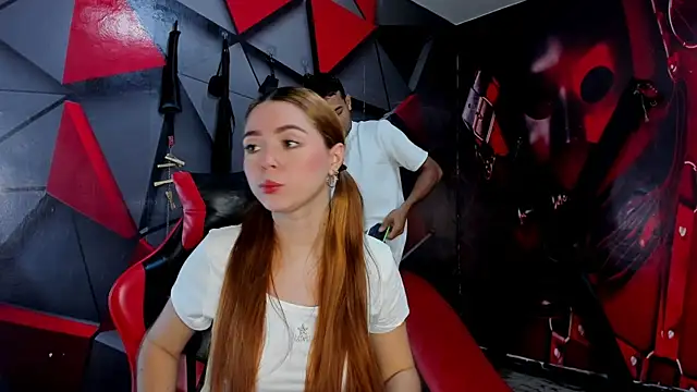 Hana and Zeta online show from January 2026 12:20:02 PM