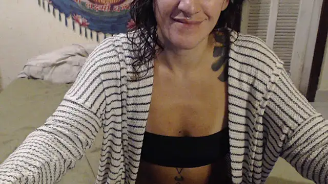 Snapshot of MissRebeka chatting on May 2026 09:12:02 PM MissRebeka online show from May 2026 09:12:02 PM