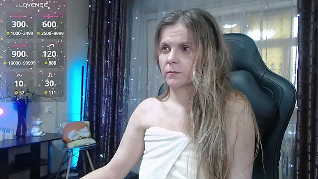 Snapshot of JessieOMays chatting on March 2025 03:53:02 AM JessieOMays online show from March 2025 03:53:02 AM