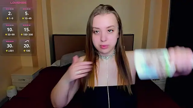 Snapshot of AlexissM chatting on April 2026 03:17:02 PM AlexissM online show from April 2026 03:17:02 PM