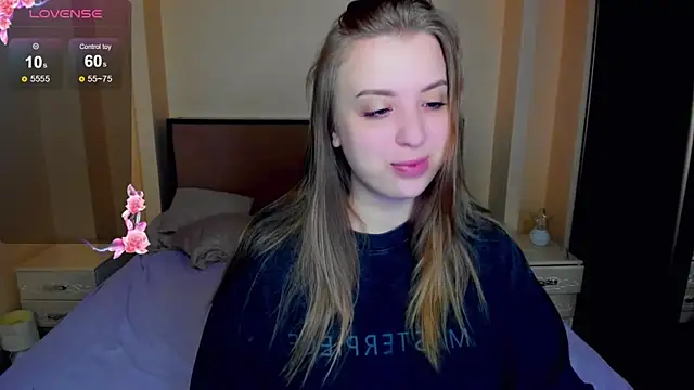 Snapshot of AlexissM chatting on April 2026 03:22:02 PM AlexissM online show from April 2026 03:22:02 PM