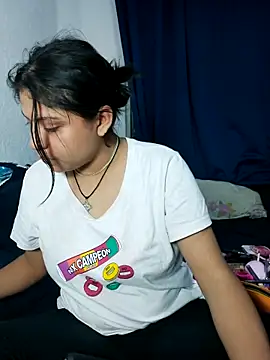 azulzulix online show from February 2026 02:33:01 AM