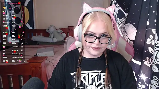 ChubbyBubs online show from February 2025 04:48:01 AM