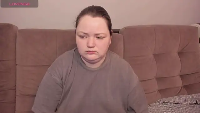 Alex m online show from December 2025 05:30:01 PM