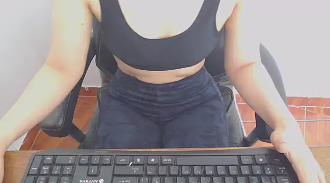 Snapshot of rubired77 chatting on February 2025 04:09:02 PM rubired77 online show from February 2025 04:09:02 PM