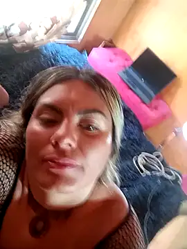 Snapshot of laperritadesupapi chatting on February 2025 03:20:01 PM laperritadesupapi online show from February 2025 03:20:01 PM