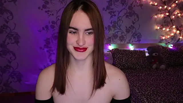 Snapshot of FridaCure chatting on November 2025 07:14:01 PM FridaCure online show from November 2025 07:14:01 PM