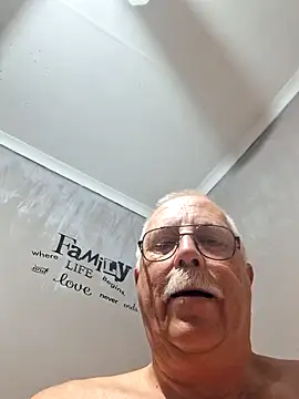 NawtyB1965 online show from February 2026 03:44:02 AM