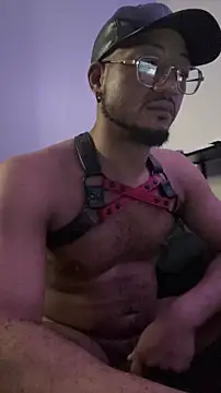 Snapshot of KySir1990 chatting on November 2025 10:32:01 AM KySir1990 online show from November 2025 10:32:01 AM