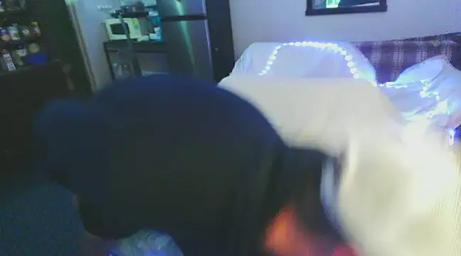 Snapshot of Cooperstone chatting on December 2024 07:16:01 AM Cooperstone online show from December 2024 07:16:01 AM