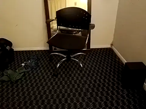 Snapshot of Cooperstone chatting on January 2025 10:35:02 PM Cooperstone online show from January 2025 10:35:02 PM