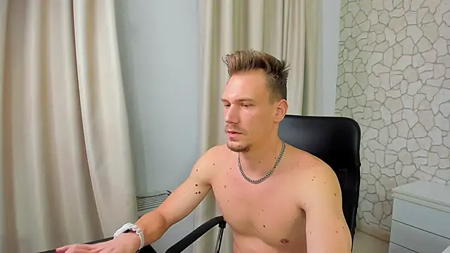 MateoBenjaminX online show from January 2025 08:50:01 PM