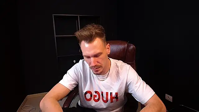 MateoBenjaminX online show from January 2025 04:57:01 PM