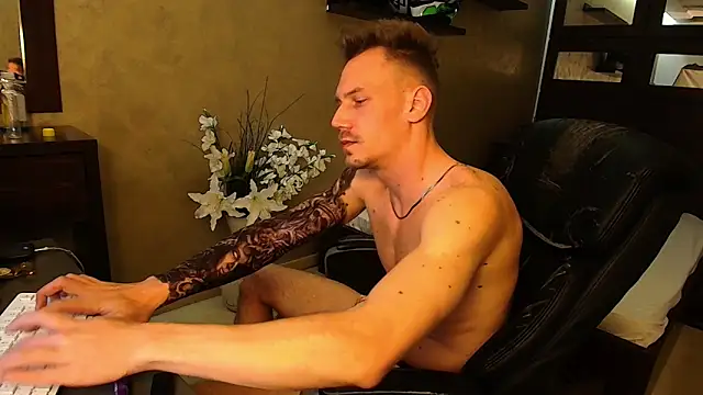 MateoBenjaminX online show from March 2025 08:19:02 PM