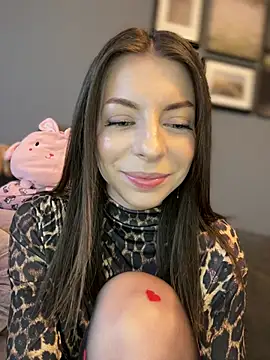 Snapshot of Mia_Ethan chatting on February 2025 02:48:02 PM Mia Ethan online show from February 2025 02:48:02 PM