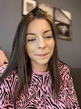 Snapshot of Mia_Ethan chatting on February 2025 02:54:02 PM Mia Ethan online show from February 2025 02:54:02 PM