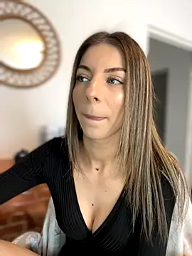 Snapshot of Mia_Ethan chatting on October 2025 09:13:02 AM Mia Ethan online show from October 2025 09:13:02 AM