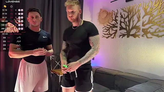 Snapshot of Justin_Hardy chatting on October 2025 04:53:02 PM Justin Hardy online show from October 2025 04:53:02 PM