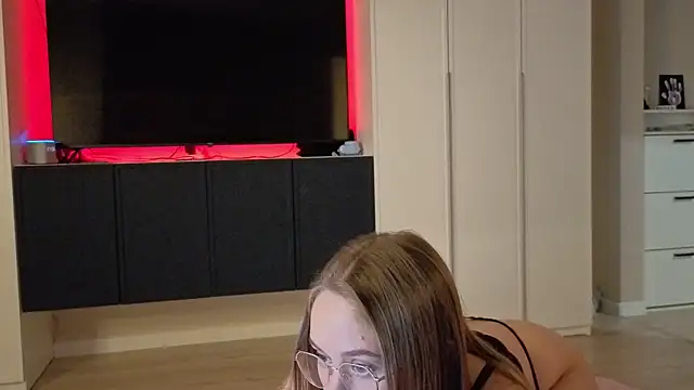 endlesssoffi online show from October 2025 06:57:02 PM