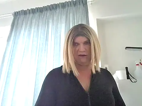 Snapshot of Leila1965 chatting on November 2025 05:29:02 AM Leila1965 online show from November 2025 05:29:02 AM