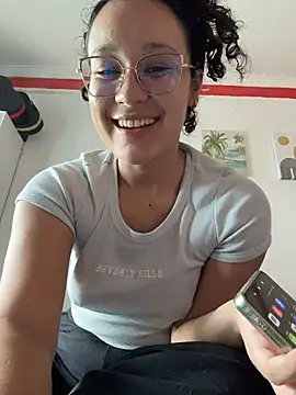 chunn liioo online show from July 2026 06:13:02 PM