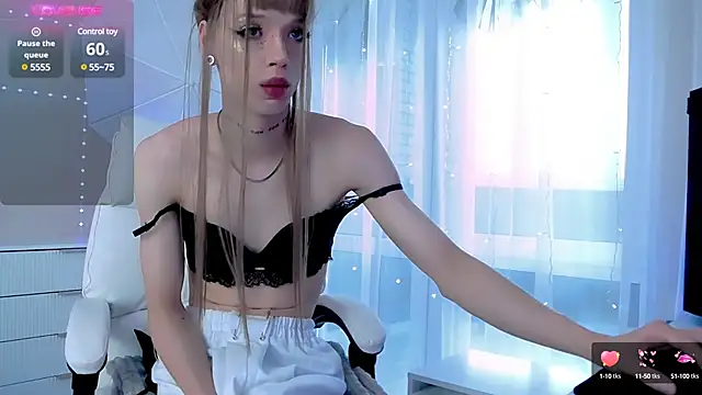 Snapshot of Dasha_M chatting on December 2024 10:02:01 AM Dasha M online show from December 2024 10:02:01 AM