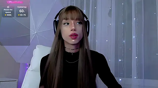 Snapshot of Dasha_M chatting on December 2024 09:31:02 PM Dasha M online show from December 2024 09:31:02 PM