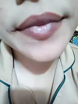 Anki-doll online show from February 2025 12:39:01 PM